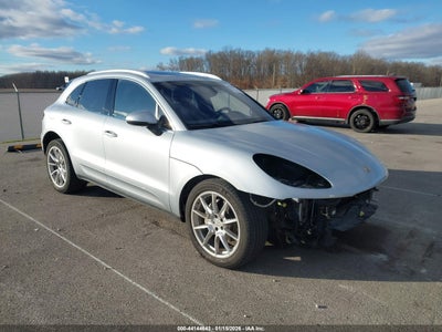 PORSCHE MACAN 2015