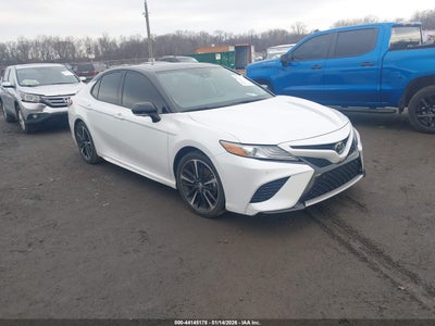 TOYOTA CAMRY 2019