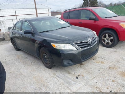 TOYOTA CAMRY 2010