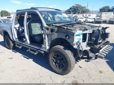 TOYOTA TACOMA 2021