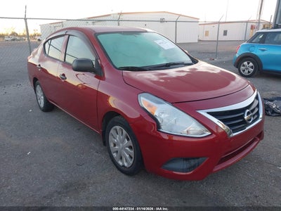 NISSAN VERSA 2015