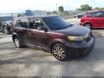 SCION XB 2009