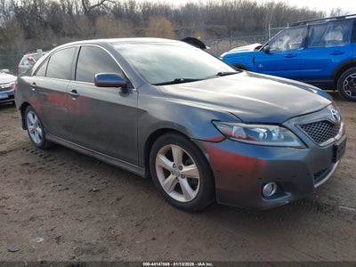 TOYOTA CAMRY 2011