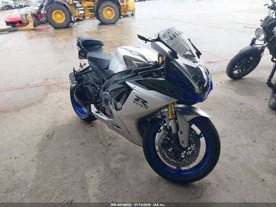 SUZUKI GSX-R750 2026