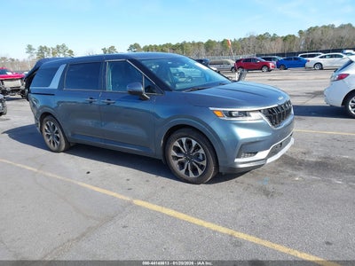 KIA CARNIVAL MPV 2024