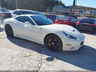 FERRARI CALIFORNIA 2013