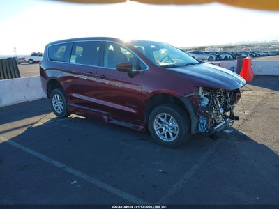 CHRYSLER VOYAGER 2023