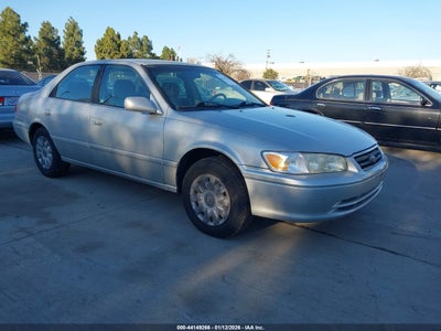 TOYOTA CAMRY 2001