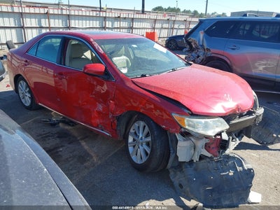 TOYOTA CAMRY 2014