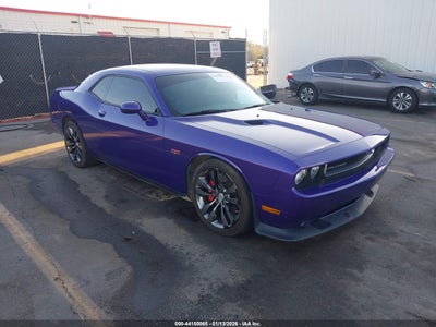 DODGE CHALLENGER 2013