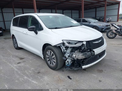 CHRYSLER PACIFICA HYBRID 2024