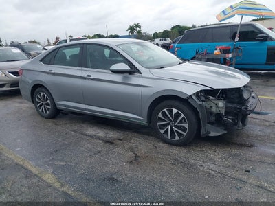 VOLKSWAGEN JETTA 2024