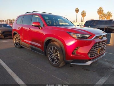 TOYOTA GRAND HIGHLANDER 2025