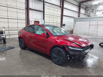 TESLA MODEL Y 2026