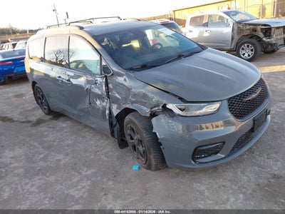 CHRYSLER PACIFICA HYBRID 2022