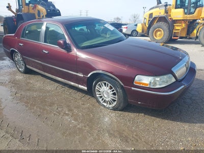 LINCOLN TOWN CAR 2006