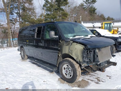 GMC SAVANA PASSENGER 2022