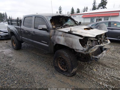 TOYOTA TACOMA 2015