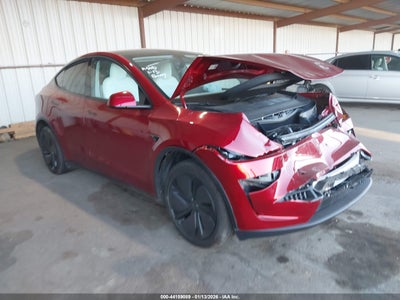 TESLA MODEL Y 2026