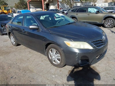 TOYOTA CAMRY 2010