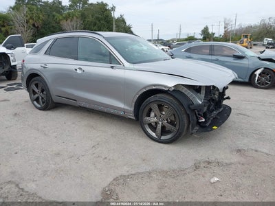 GENESIS GV70 2024