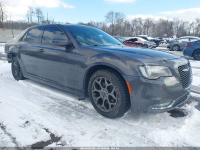 CHRYSLER 300 2017