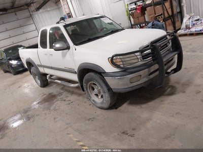 TOYOTA TUNDRA 2000