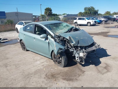 TOYOTA PRIUS 2015