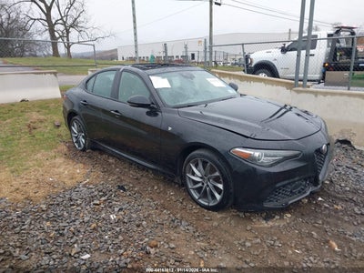 ALFA ROMEO GIULIA 2022