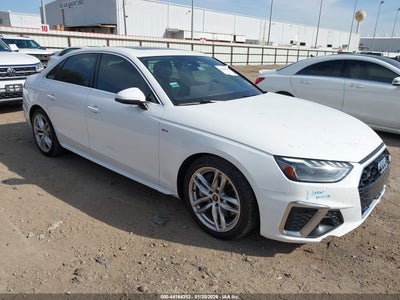 AUDI A4 2022