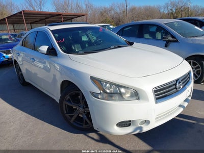 NISSAN MAXIMA 2014