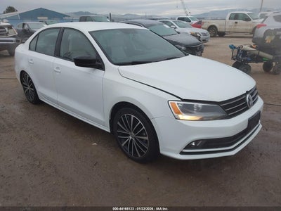 VOLKSWAGEN JETTA 2016