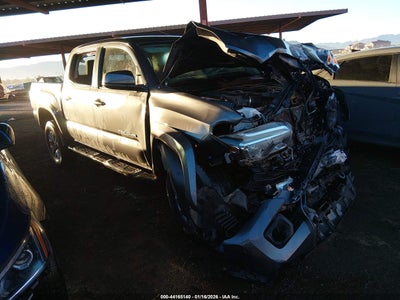 TOYOTA TACOMA 2018