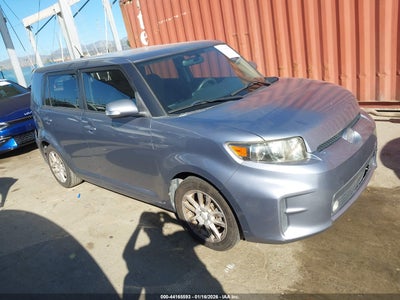 SCION XB 2011
