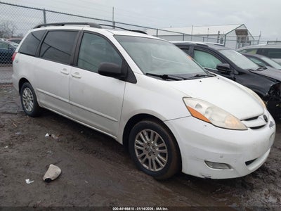 TOYOTA SIENNA 2009
