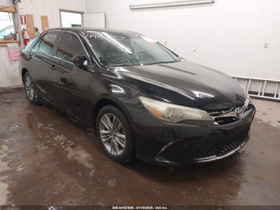 TOYOTA CAMRY 2015