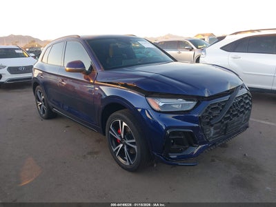 AUDI Q5 2025