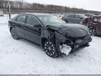 TOYOTA AVALON 2016