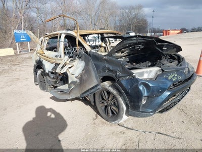 TOYOTA RAV4 2018