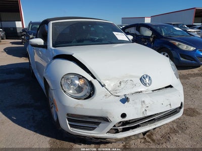 VOLKSWAGEN BEETLE 2017