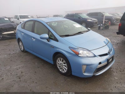 TOYOTA PRIUS PLUG-IN 2012