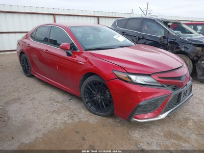 TOYOTA CAMRY 2021