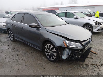VOLKSWAGEN JETTA HYBRID 2013