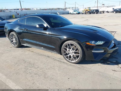 FORD MUSTANG 2020