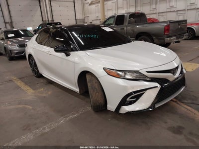 TOYOTA CAMRY 2019