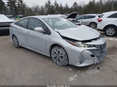 TOYOTA PRIUS PRIME 2017