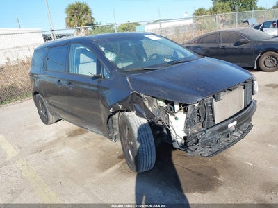 KIA SEDONA 2016