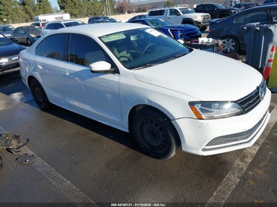 VOLKSWAGEN JETTA 2017