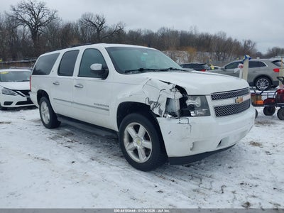 CHEVROLET SUBURBAN 1500 2010