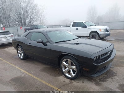 DODGE CHALLENGER 2013